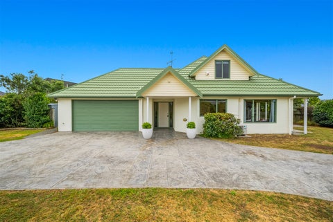 20 Lanyon Place, Whitby, Porirua