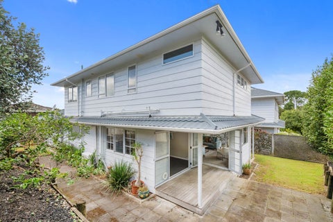 2/22 Gills Avenue, Papakura, Auckland