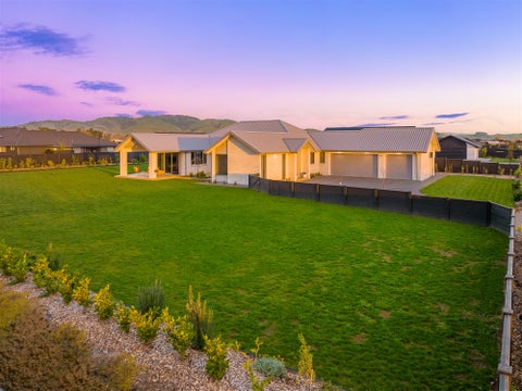 51 Sunline Drive, Leamington, Cambridge