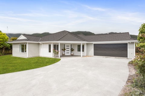 13 Runanga Grove, Waikanae, Waikanae