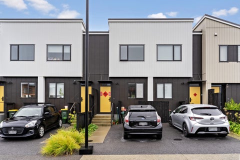 9 Oranga Drive, Westgate, Auckland