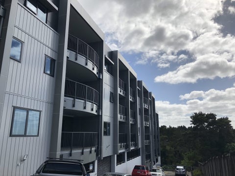 8/241 Hinemoa Street, Birkenhead, Auckland