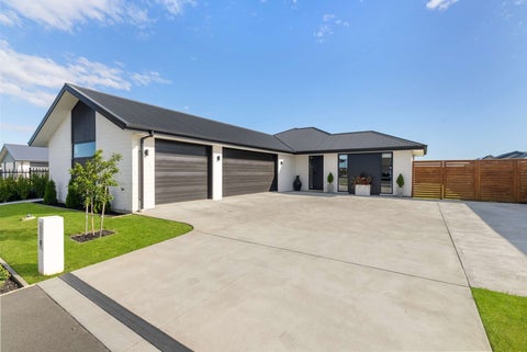 24 Florence Drive, Lincoln, Lincoln
