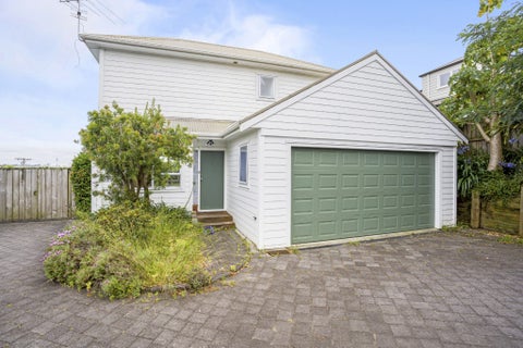 4/70 St Johns Road, Meadowbank, Auckland