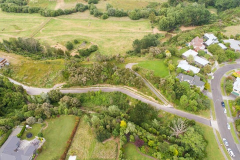 2 Three Paddock Lane, Fitzherbert, Palmerston North