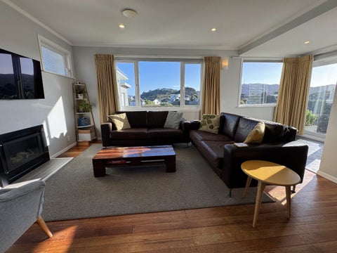 50 Black Rock Road, Newlands, Wellington