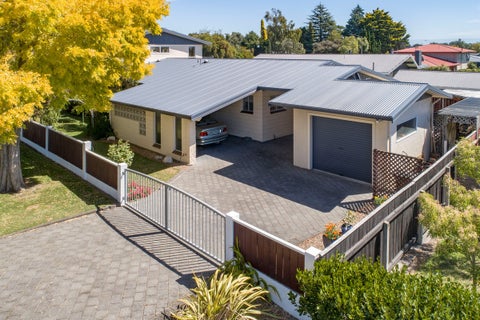 14 Busby Hill, Havelock North, Havelock North