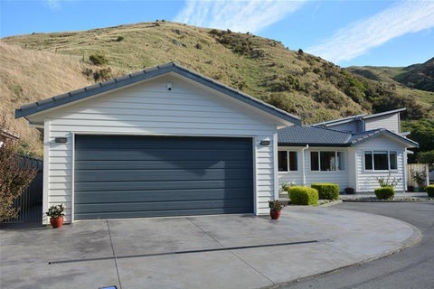 23 Yarnbrook Grove, Churton Park, Wellington