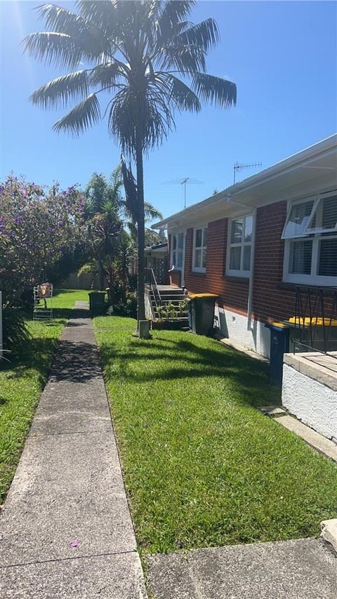 5/25 Corunna Road, Milford, Auckland