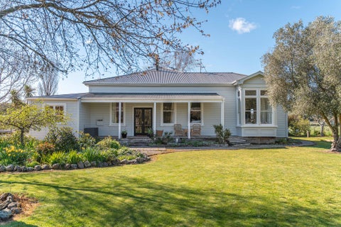 479A High Street South, Carterton, Carterton