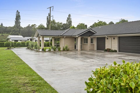 35 Riverside Lane, Karapiro, Cambridge