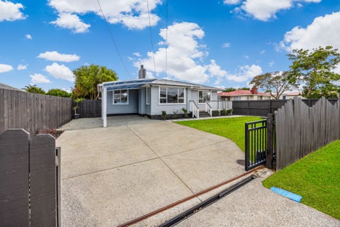 114 Old Wairoa Road, Papakura, Papakura