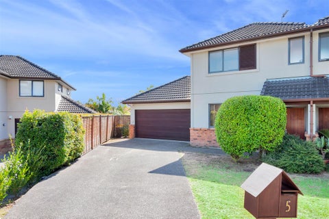 5 Ashurst Lane, Greenhithe, Auckland