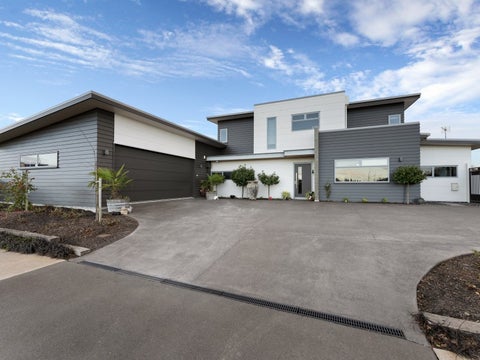 2 Awarua Road, Pegasus, Pegasus
