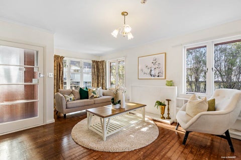 4/12B Coronation Street, Belmont, Auckland