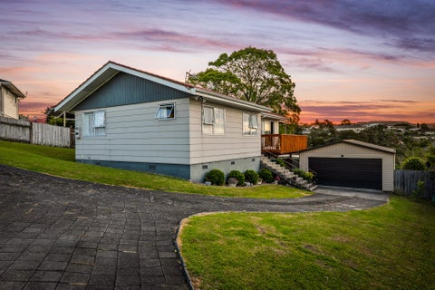 11 Seakens Way, Glen Eden, Auckland