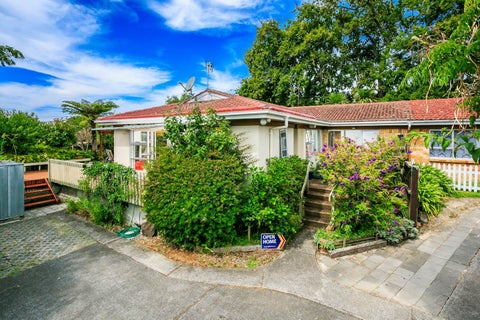 4/89 Birkdale Road, Birkdale, Auckland