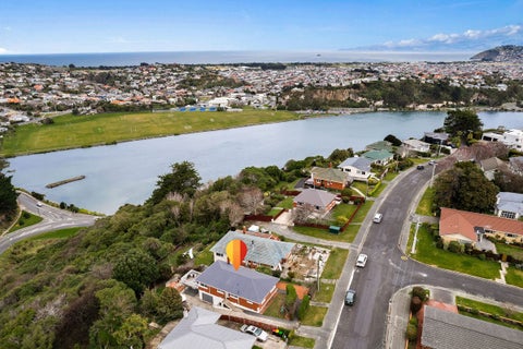 35 Glendevon Place, Vauxhall, Dunedin