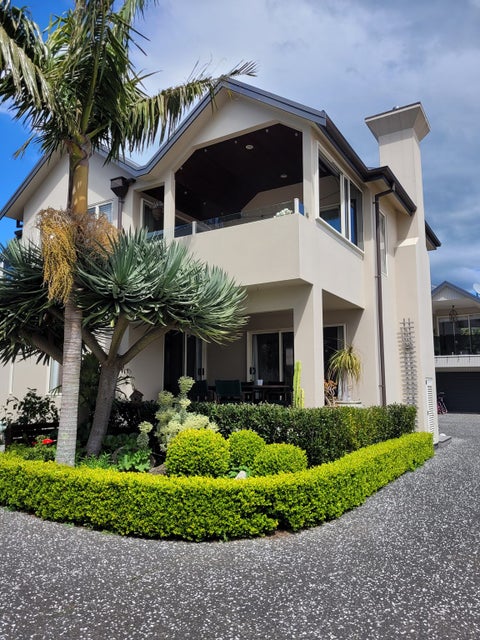 513B Beach Road, Whangamata