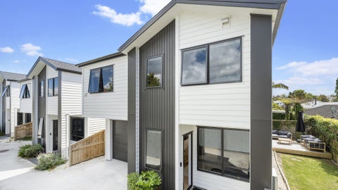 48E Tirimoana Road, Te Atatu South, Auckland