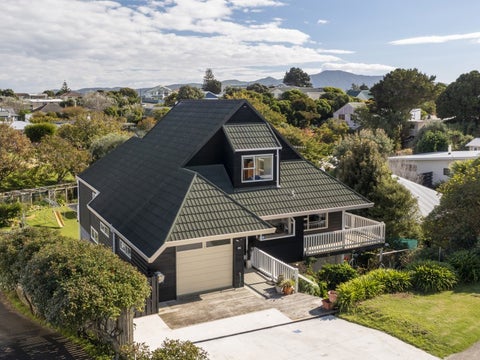 34 Margaret Road, Raumati Beach, Paraparaumu