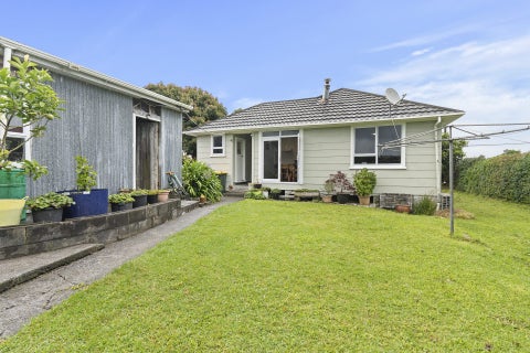 64 Omata Road, Marfell, New Plymouth