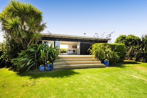 32 Anglers Avenue, Warea