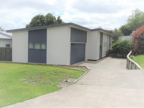 166B Russell Road, Huntly