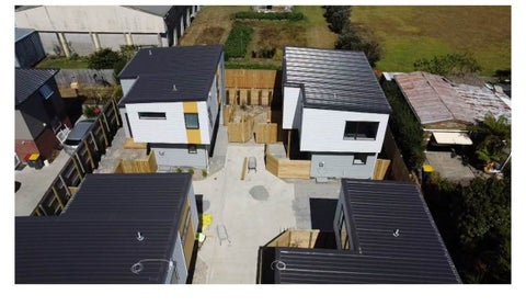 4/4 Edgerton Road, Te Atatu Peninsula, Auckland