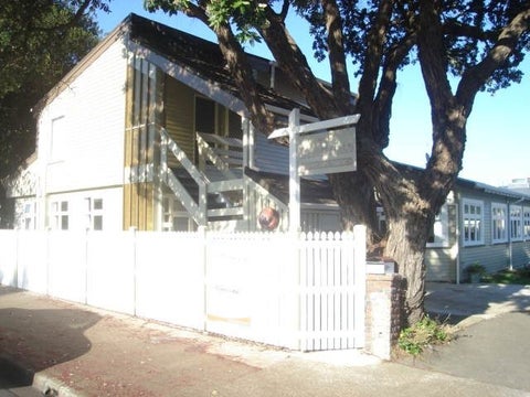 17 Bloomfield Terrace, Hutt Central, Lower Hutt