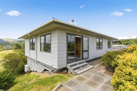 130 Renown Road, Raumati South, Paraparaumu