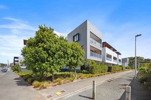 G04/987 Mount Eden Road, Three Kings, Auckland