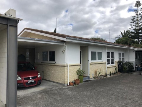 3/11 Meeanee QUAY, WESTSHORE, NAPIER