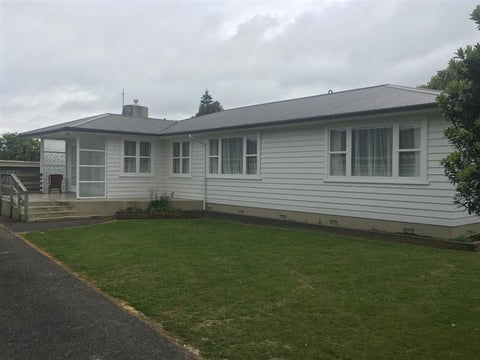 17 Ngaio Road, Waikanae