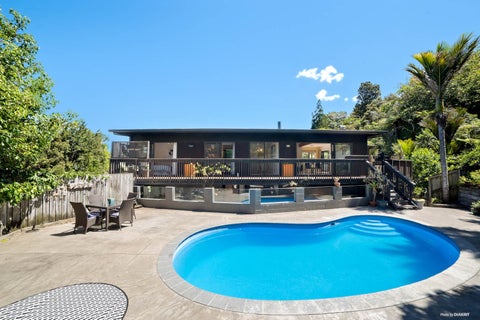 17 Reynolds Place, Torbay, Auckland