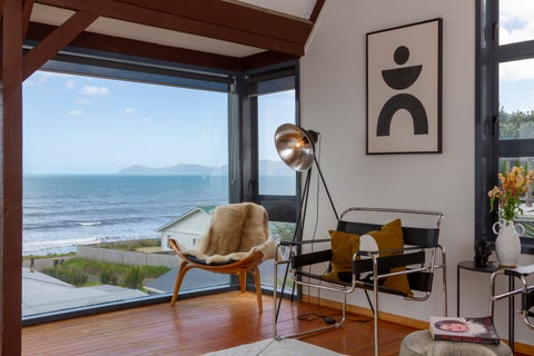 62 The Parade, Paekakariki