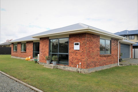 25 Lawson Burrows Crescent, Te Anau, Te Anau