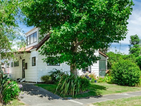 54 Sylvan Avenue, Waikanae