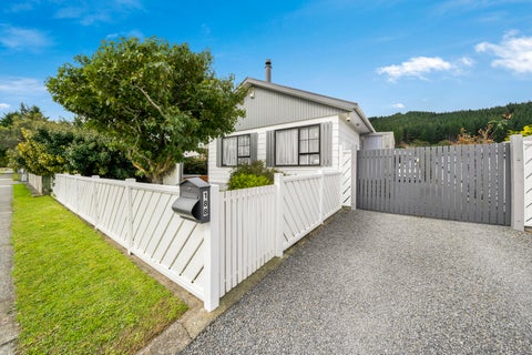 188 Wise Street, Wainuiomata, Lower Hutt