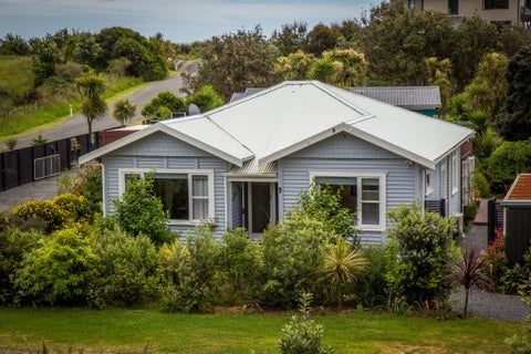 6 Paetawa Road, Peka Peka, Waikanae