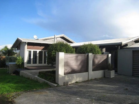 46 Knights Road, Rothesay Bay, Auckland