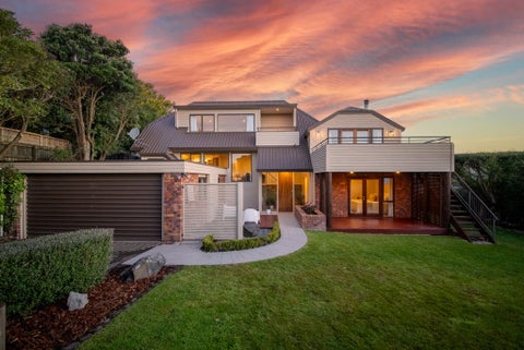 108 Penruddock Rise, Westmorland, Christchurch