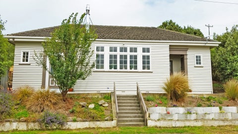 2234 Clydevale Road, Clydevale