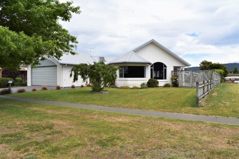 50 Luxmore Drive, Te Anau, Te Anau