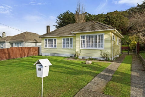 89 Wellington Road, Wainuiomata, Lower Hutt