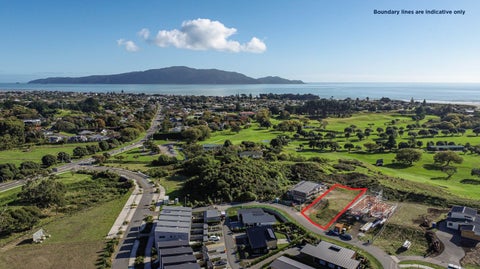 5 Ara Hereke, Waikanae