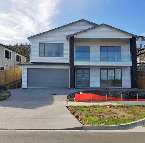 132 Arran Point Parade, Orewa, Orewa