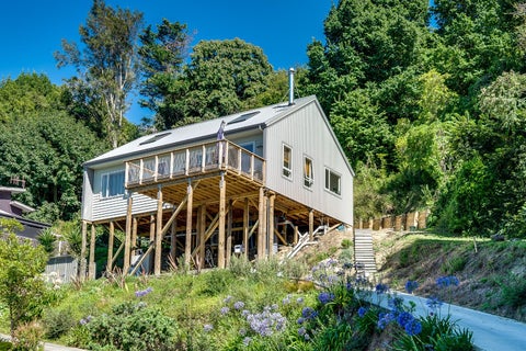 18 Lucknow Terrace, Hospital Hill, Napier