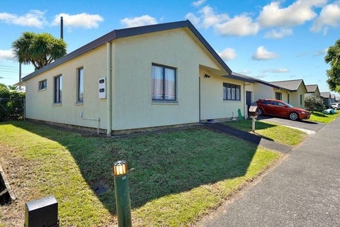 29 Neta Grove, Henderson, Auckland