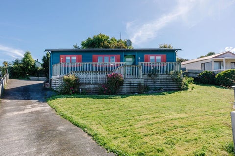 11 Maclaurin Street, Dannevirke